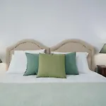 Sea & Sky 17 - Location & View Of The *
