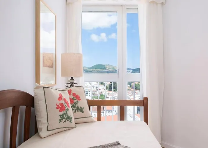 Sea & Sky 17 - Location & View Of The * Ponta Delgada