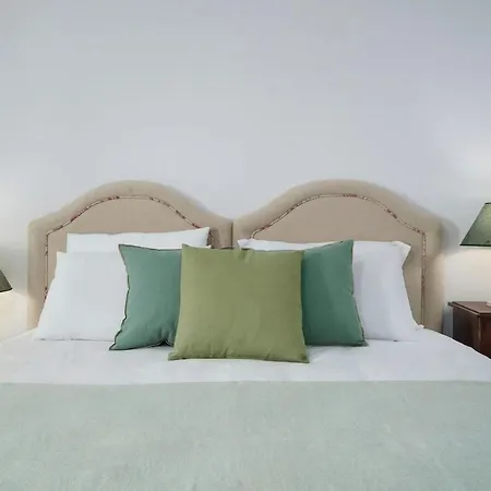 Sea & Sky 17 - Location & View Of The *