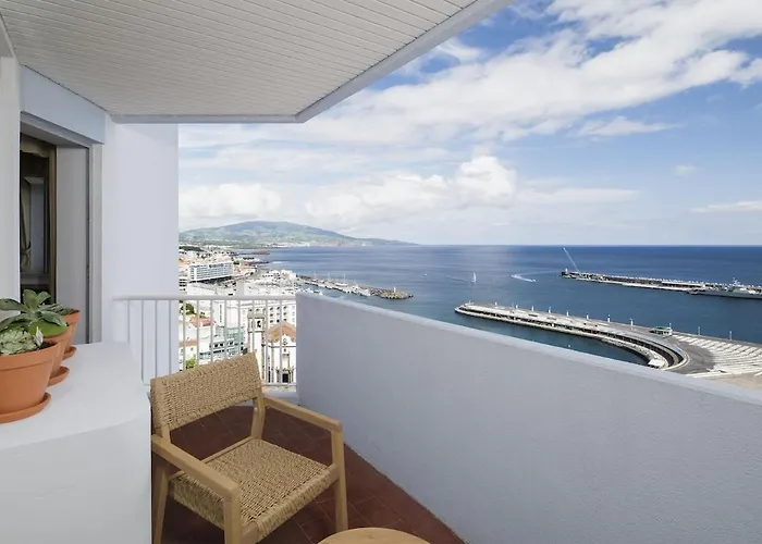 Apartment Sea & Sky 17 - Location & View Of The Ponta Delgada