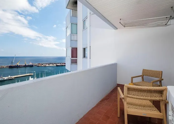 Sea & Sky 17 - Location & View Of The Apartamento *